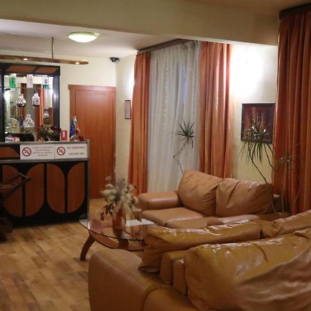 Hotel Palitra Warna Exterior foto