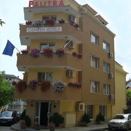 Hotel Palitra Warna Exterior foto