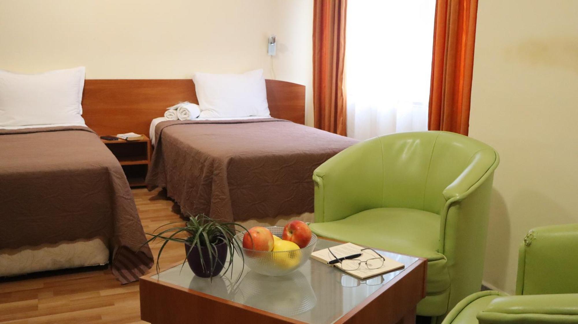 Hotel Palitra Warna Exterior foto