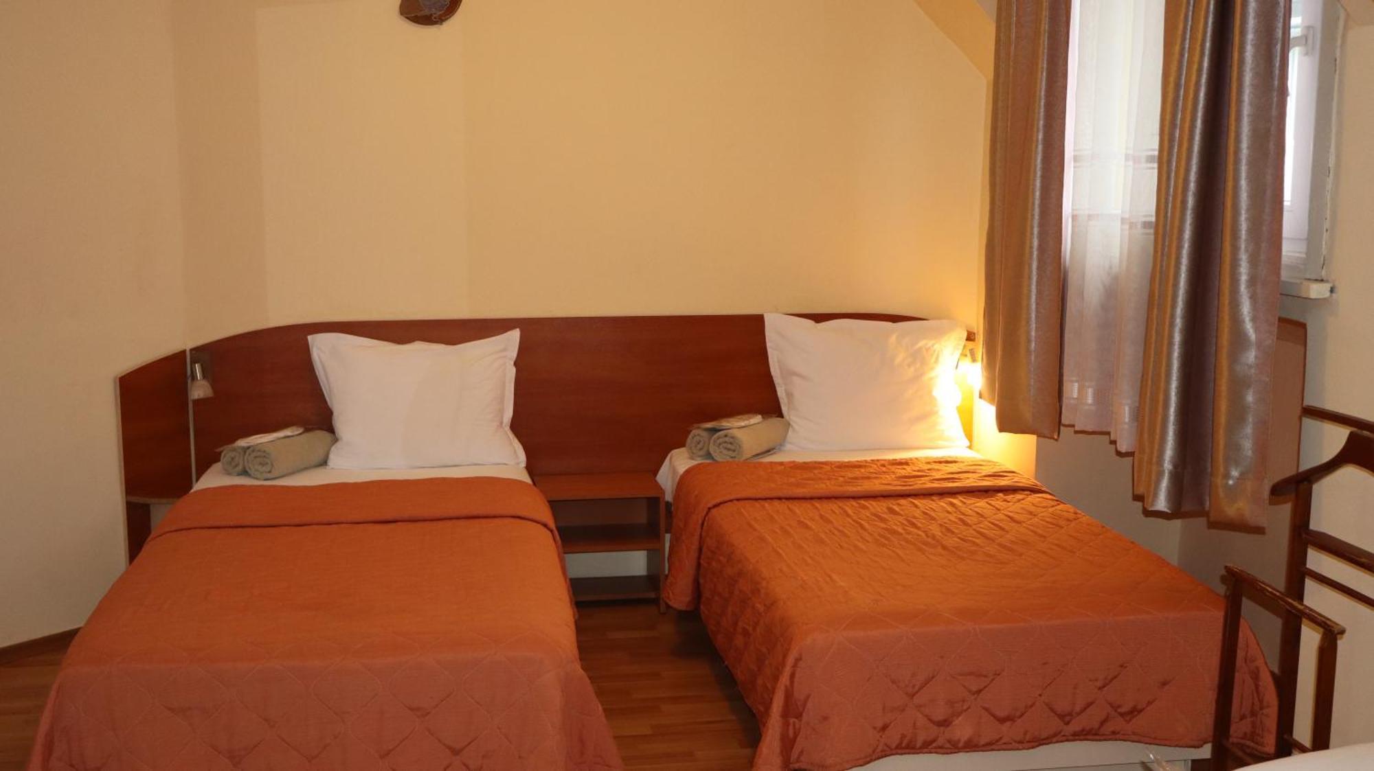 Hotel Palitra Warna Exterior foto