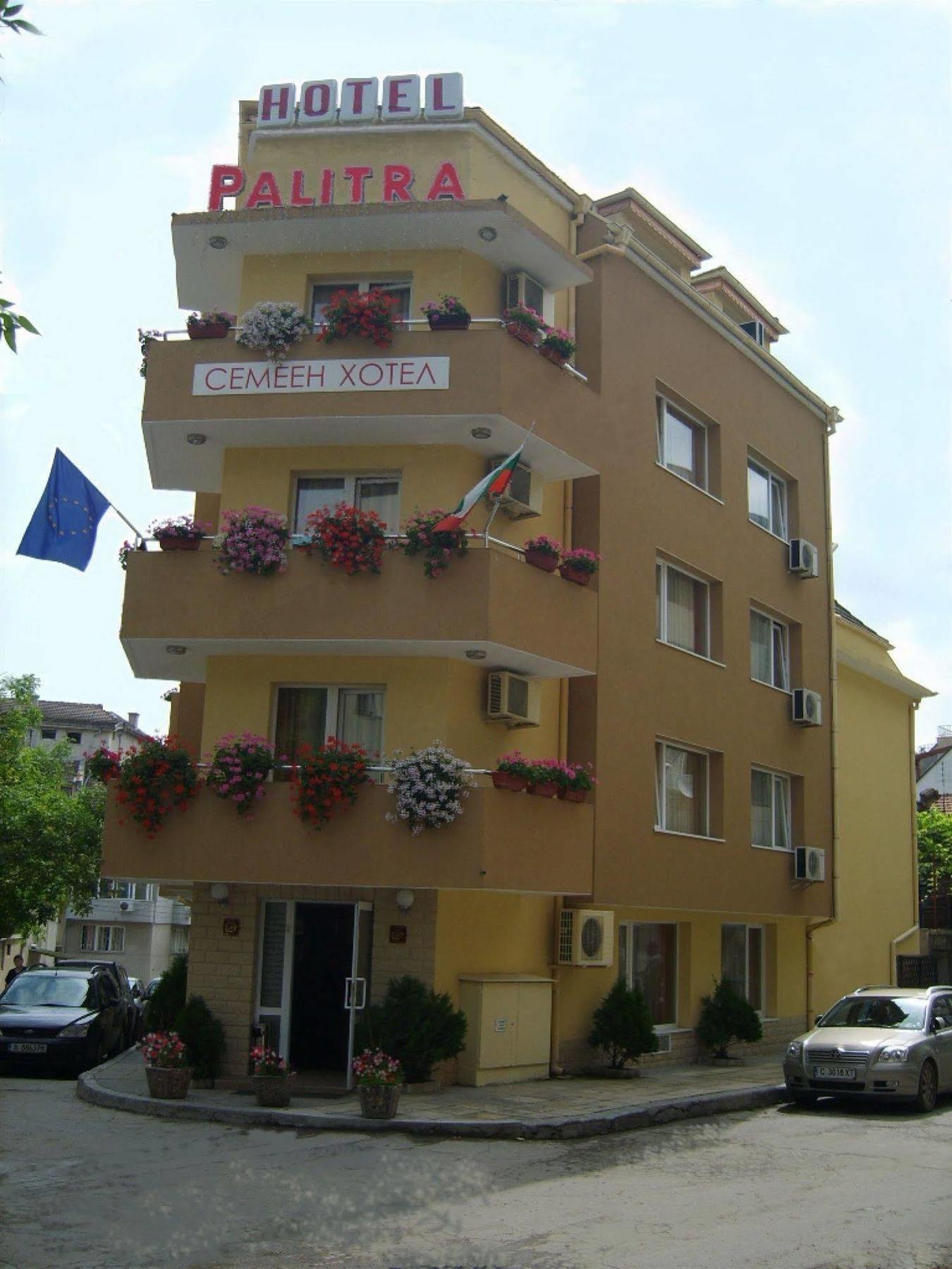 Hotel Palitra Warna Exterior foto